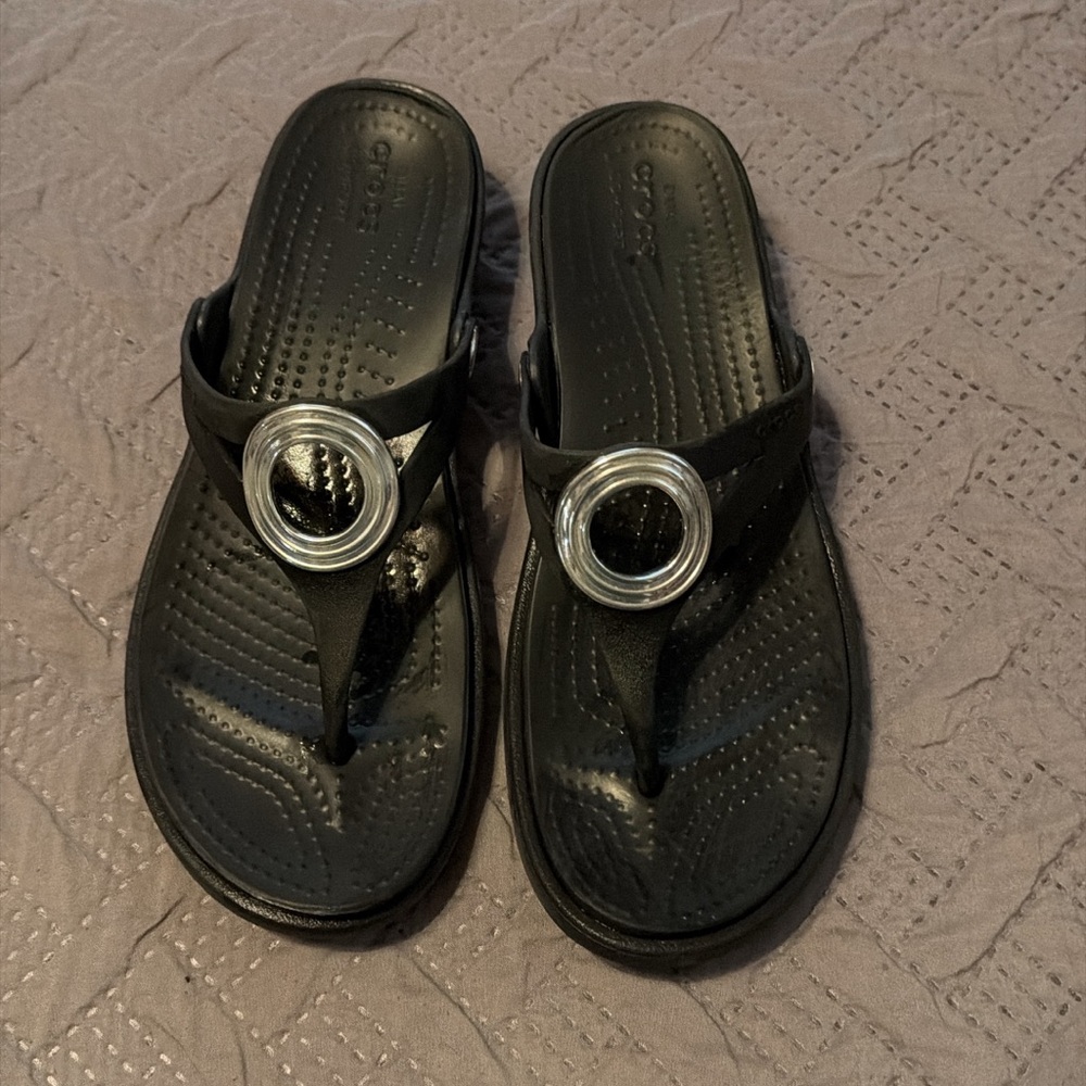 CROCS Black Thong Sandals with Silver Accent Ring